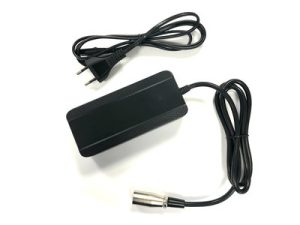 Acculader XLR 3-pins Neutrik 36 Volt / 2 Ah